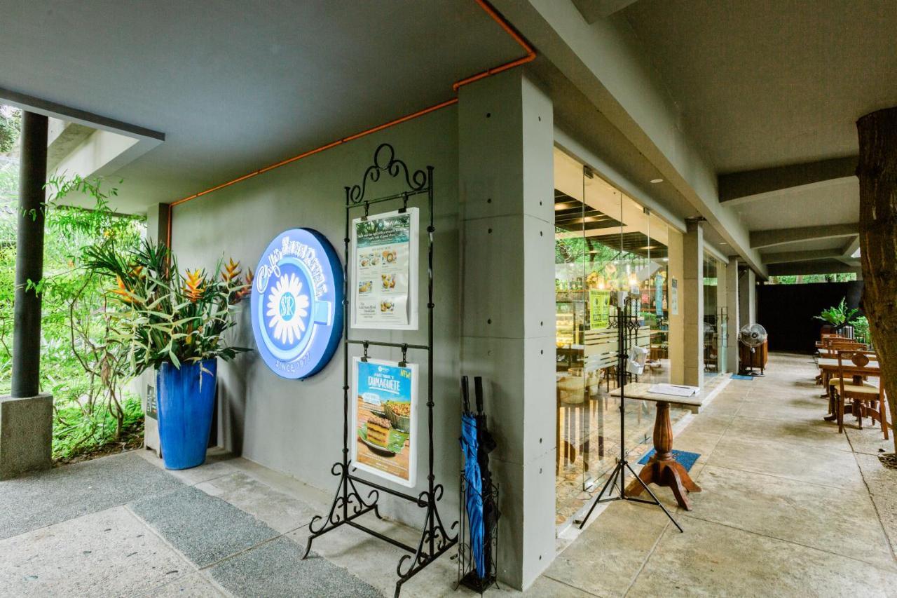 The Henry Resort Dumaguete Dumaguete City Exterior foto